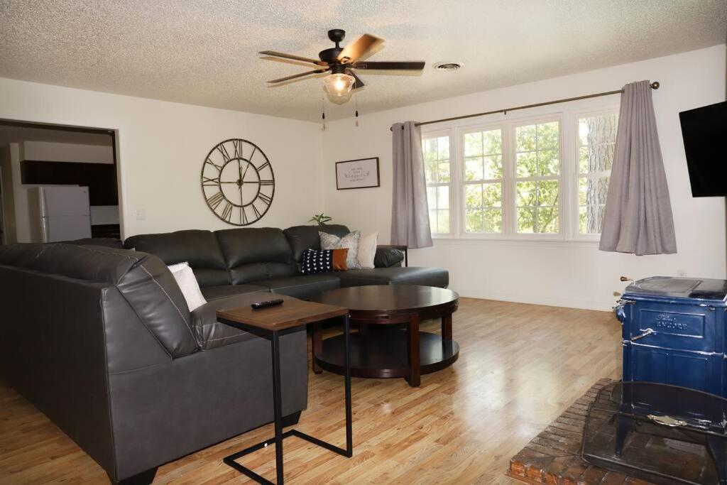 3 Bedroom Vacation Home Next To Silver Dollar City Branson Exteriör bild