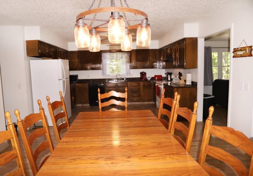 3 Bedroom Vacation Home Next To Silver Dollar City Branson Exteriör bild